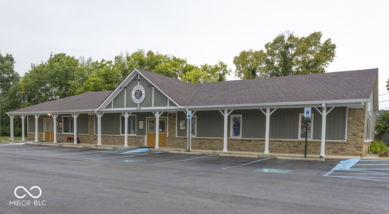 1000 N State Road 135 Greenwood IN 46142