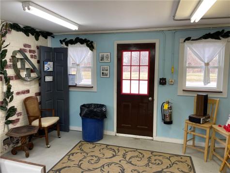 5 E Railroad Street Roachdale IN 46172