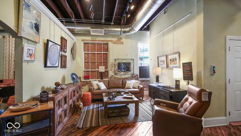 517 E Walnut Street Indianapolis IN 46202