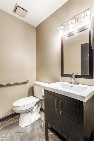 7412 Rockville Road Indianapolis IN 46214