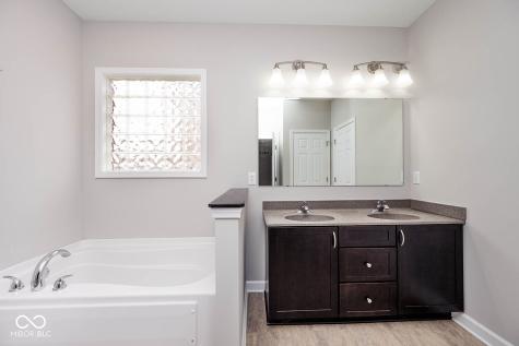 65 Maplehurst Drive Brownsburg IN 46112