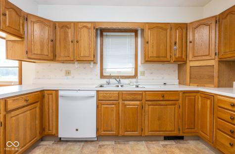 6145 N 400 W Fairland IN 46126