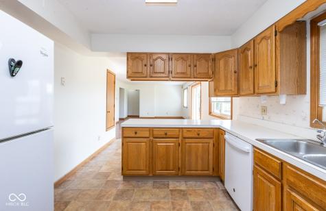 6145 N 400 W Fairland IN 46126