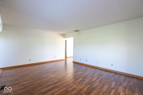 6145 N 400 W Fairland IN 46126