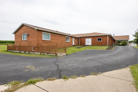 6145 N 400 W Fairland IN 46126