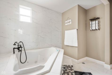 1041 S East Street Indianapolis IN 46225