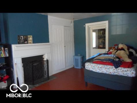7716-7718 Michigan Road Indianapolis IN 46268