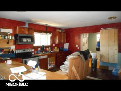 7716-7718 Michigan Road Indianapolis IN 46268