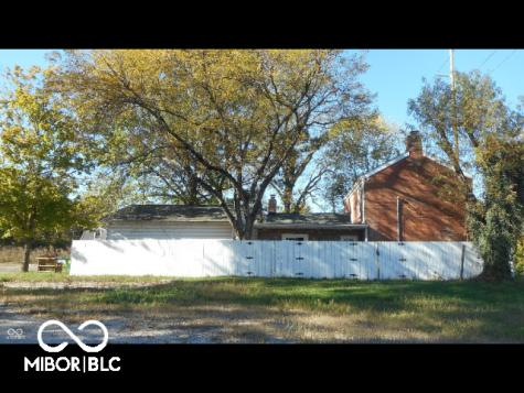 7716-7718 Michigan Road Indianapolis IN 46268