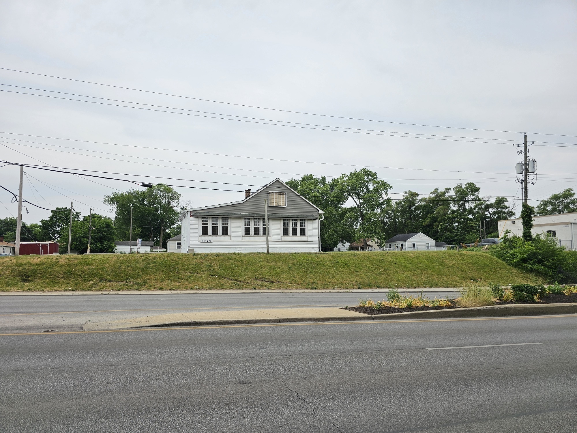 3729 W 16th Street Indianapolis IN 46222