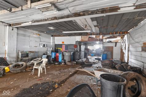 2109 Bluff Avenue Indianapolis IN 46225