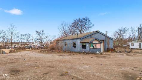 2109 Bluff Avenue Indianapolis IN 46225