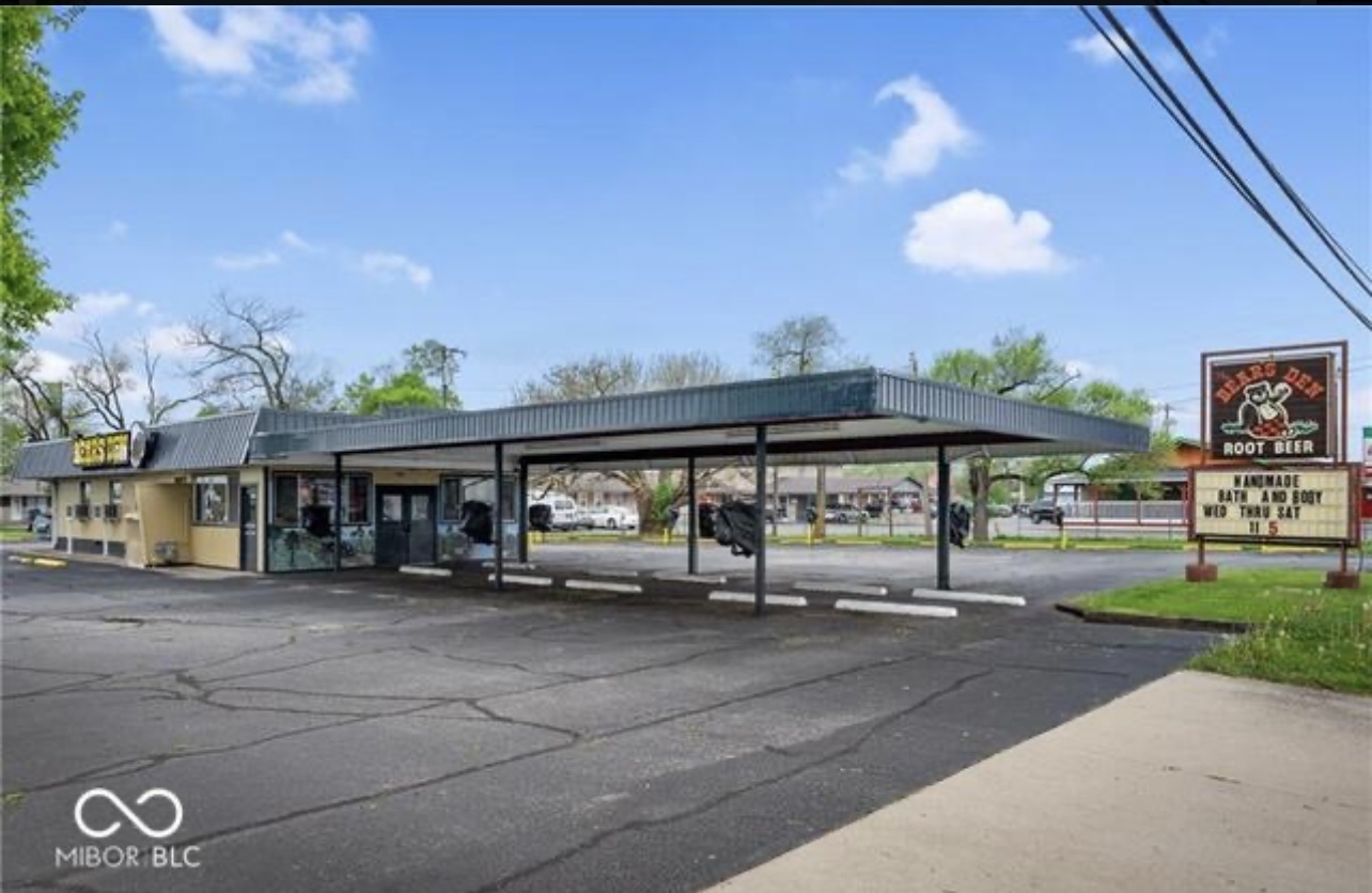 1837 E Michigan Road Shelbyville IN 46176