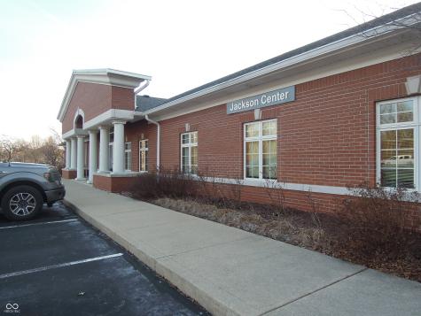 802-808 N Samuel Moore Parkway Mooresville IN 46158