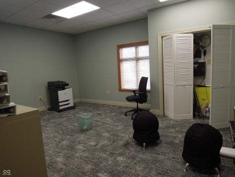 802-808 N Samuel Moore Parkway Mooresville IN 46158