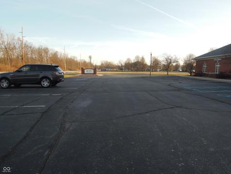 802-808 N Samuel Moore Parkway Mooresville IN 46158