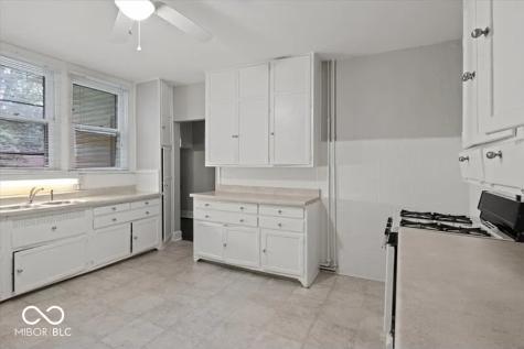 624 Woodruff Place Middle Drive Indianapolis IN 46201