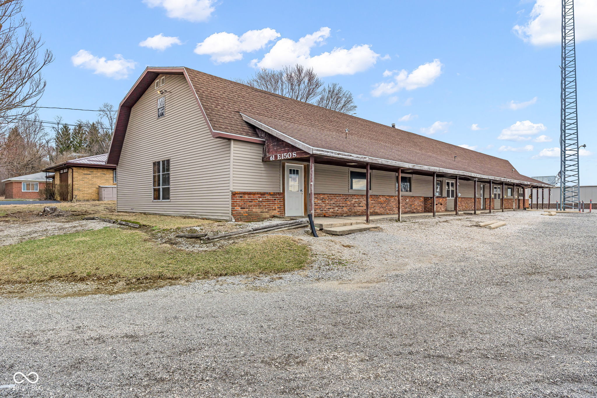 61 E 150 S Crawfordsville IN 47933