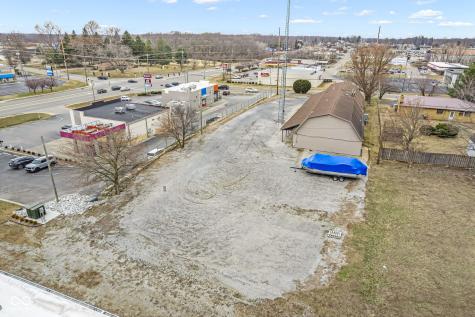 61 E 150 S Crawfordsville IN 47933