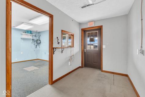 61 E 150 S Crawfordsville IN 47933