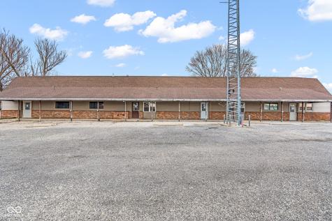 61 E 150 S Crawfordsville IN 47933