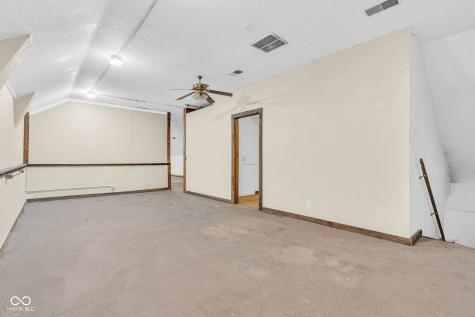 61 E 150 S Crawfordsville IN 47933