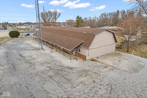 61 E 150 S Crawfordsville IN 47933
