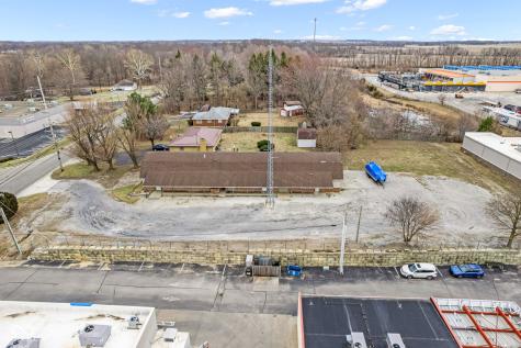61 E 150 S Crawfordsville IN 47933
