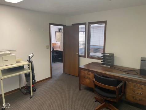 7512 Madison Avenue Indianapolis IN 46227