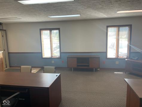 7512 Madison Avenue Indianapolis IN 46227
