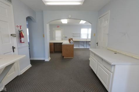 4902 S High School Road Indianapolis IN 46221
