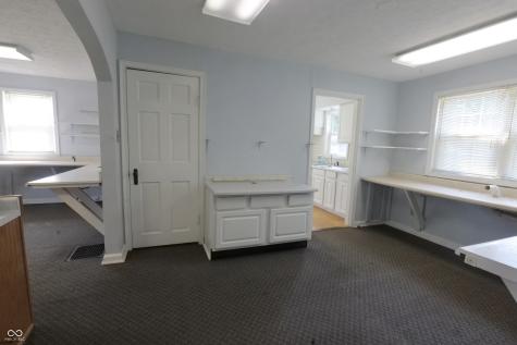4902 S High School Road Indianapolis IN 46221