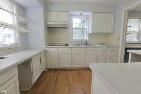 4902 S High School Road Indianapolis IN 46221