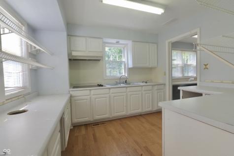 4902 S High School Road Indianapolis IN 46221