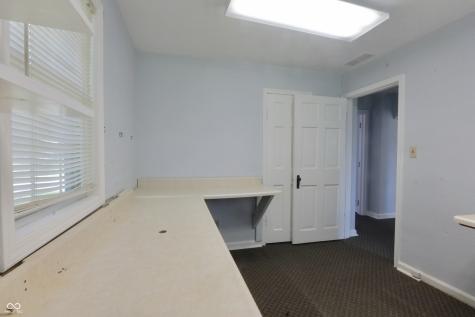4902 S High School Road Indianapolis IN 46221