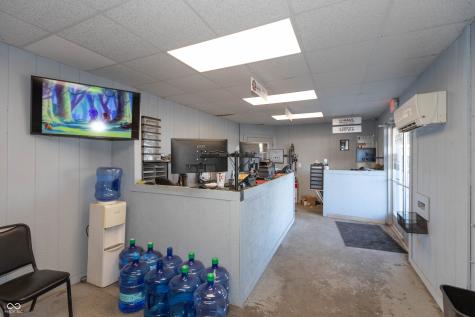 2660 Hawcreek Boulevard Columbus IN 47201
