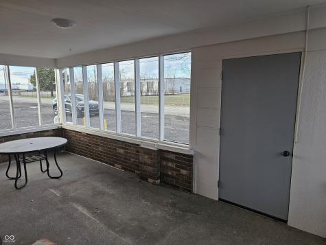 1635 W Edgewood Avenue Indianapolis IN 46217