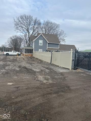 1635 W Edgewood Avenue Indianapolis IN 46217