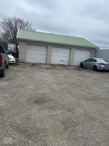 1635 W Edgewood Avenue Indianapolis IN 46217