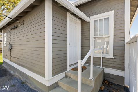 6408 Carrollton Avenue Indianapolis IN 46220