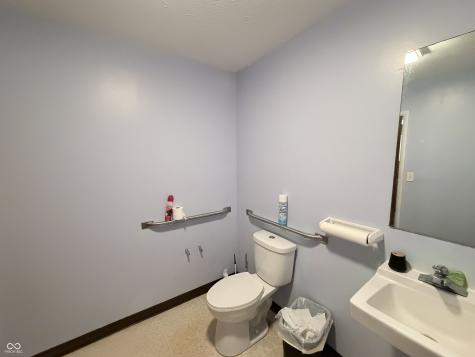 4803 W 71st Street Indianapolis IN 46268