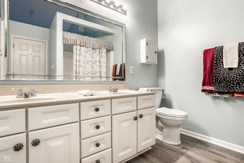17813 Crown Pointe Court Noblesville IN 46062