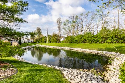 17813 Crown Pointe Court Noblesville IN 46062