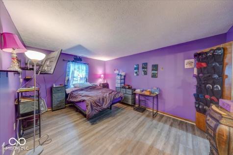 1763 Wellesley Lane Indianapolis IN 46219