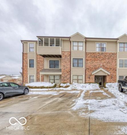 1763 Wellesley Lane Indianapolis IN 46219