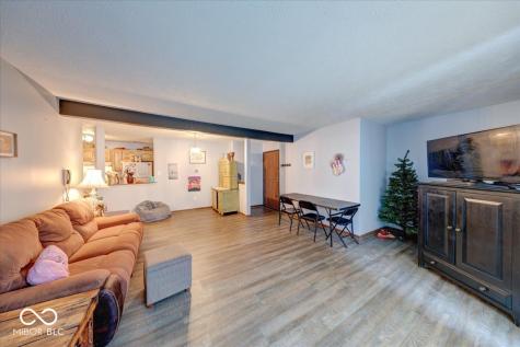 1763 Wellesley Lane Indianapolis IN 46219