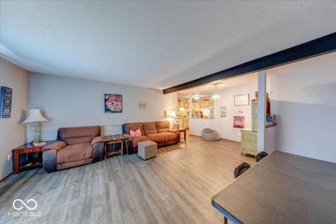 1763 Wellesley Lane Indianapolis IN 46219