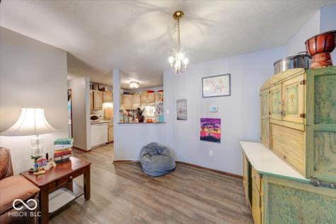 1763 Wellesley Lane Indianapolis IN 46219