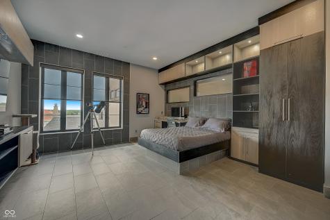 720 S Rangeline Road Carmel IN 46032