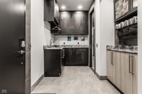 720 S Rangeline Road Carmel IN 46032